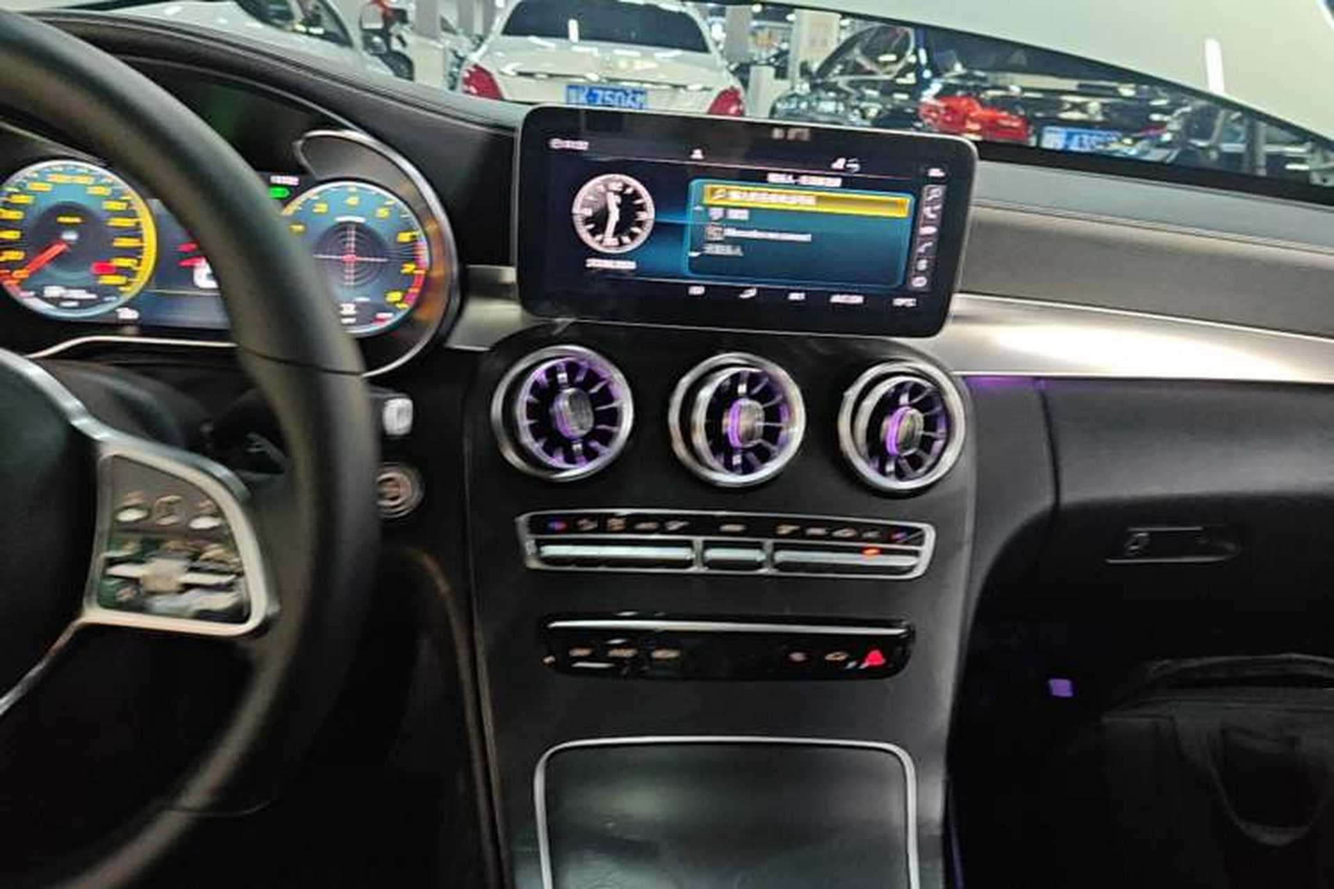 Used Mercedes-Benz C-Class 2019 Restyled C 260 L Sport Edition Audio And AC Panel