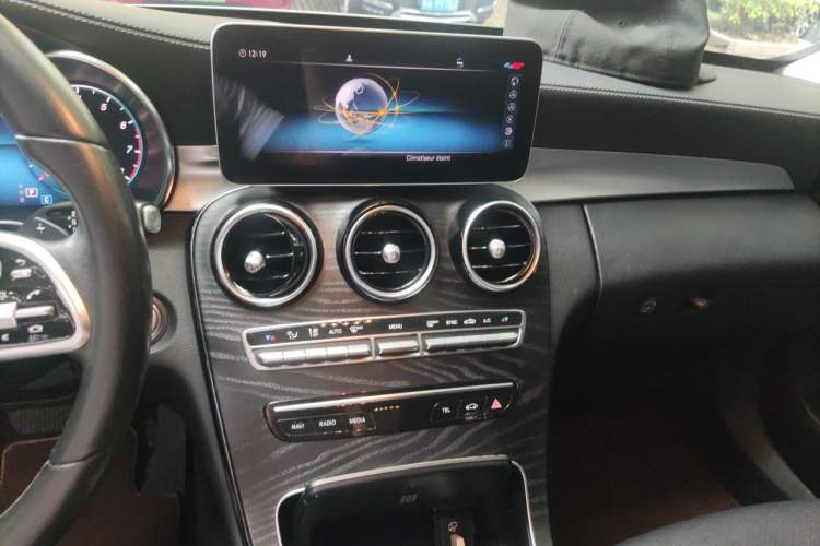 Used Mercedes-Benz C-Class 2019 C 260 L Sport Edition Audio And AC Panel
