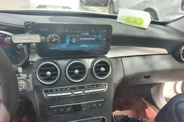 Used Mercedes-Benz C-Class 2019 Restyled C 260 L Sport Edition Audio And AC Panel