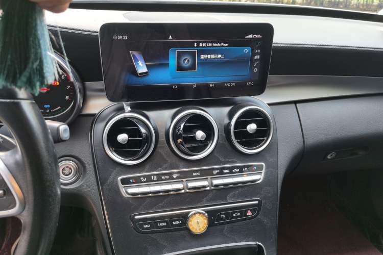 Used Mercedes-Benz C-Class 2019 C 260 L Sport Edition Audio And AC Panel