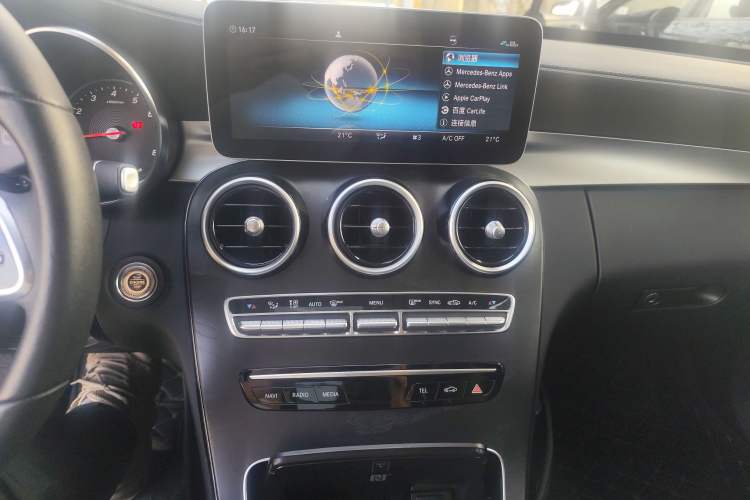 Used Mercedes-Benz C-Class 2019 C 260 L Sport Edition Audio And AC Panel