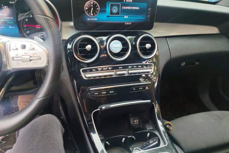 Used Mercedes-Benz C-Class 2019 C 260 Sport Edition Audio And AC Panel