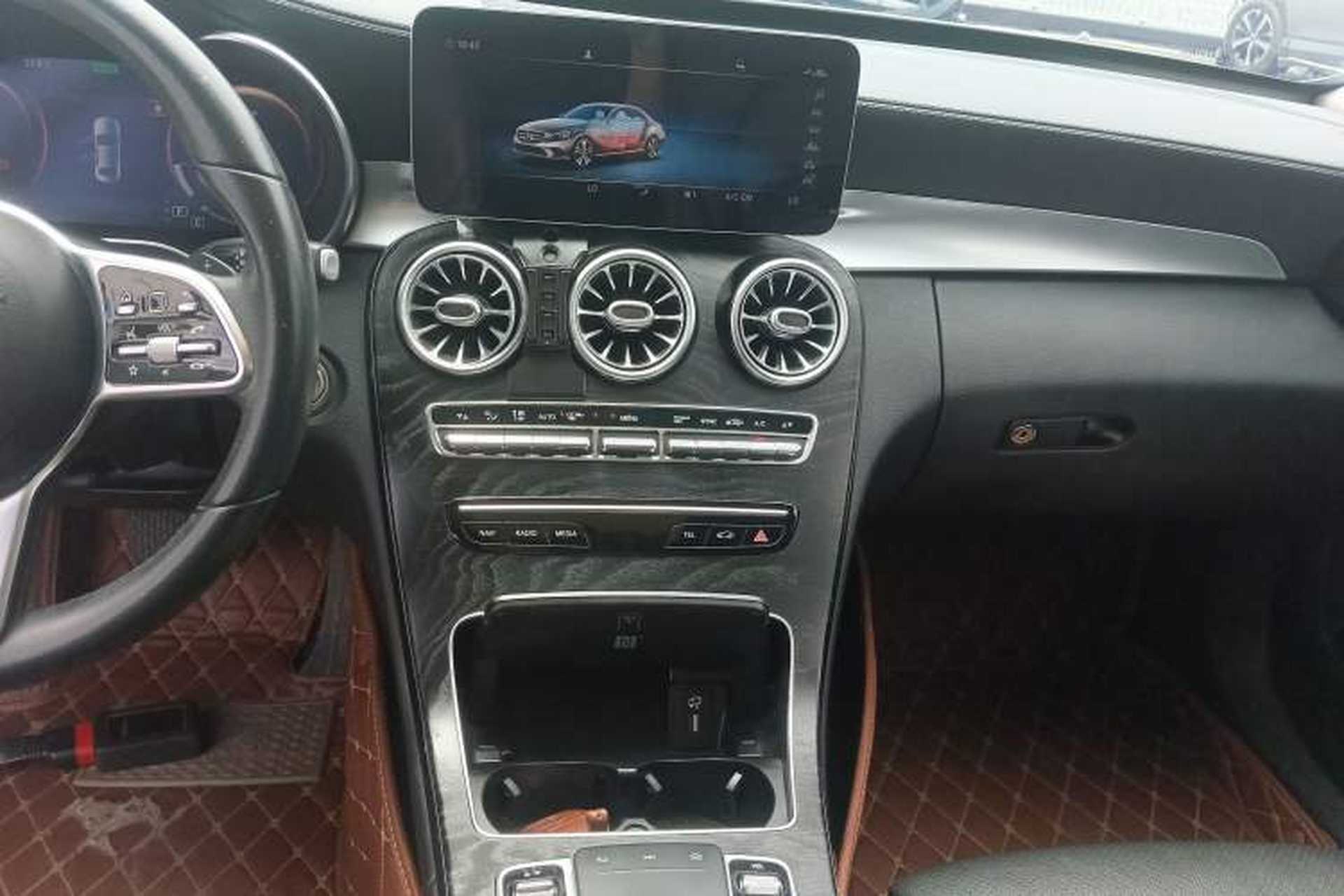 Used Mercedes-Benz C-Class 2019 Restyled C 260 L Sport Edition Audio And AC Panel