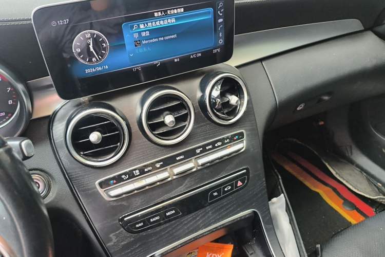 Used Mercedes-Benz C-Class 2019 C 180 L Fashion Edition Sport Version Audio And AC Panel