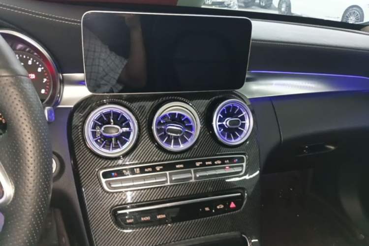 Used Mercedes-Benz C-Class 2019 C 260 L Sport Edition Audio And AC Panel