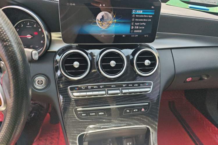 Used Mercedes-Benz C-Class 2019 C 180 L Fashion Edition Sport Version Audio And AC Panel