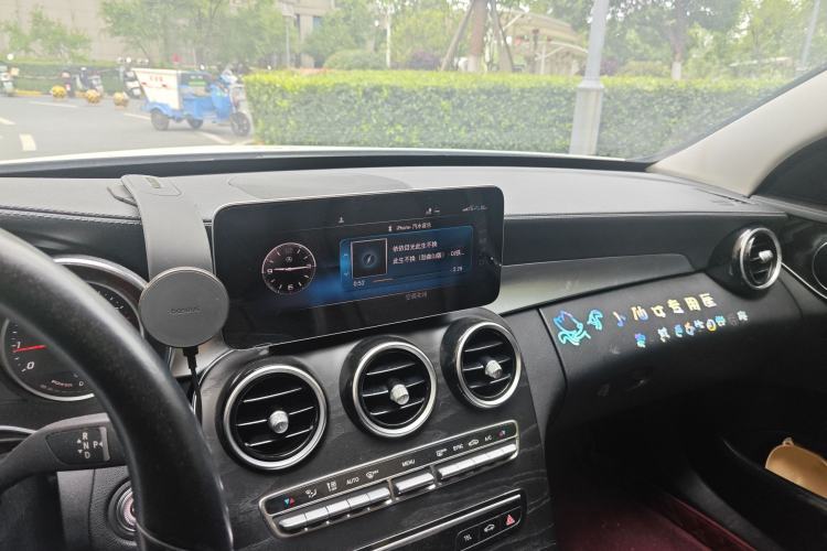 Used Mercedes-Benz C-Class 2019 C 260 L Sport Edition Audio And AC Panel