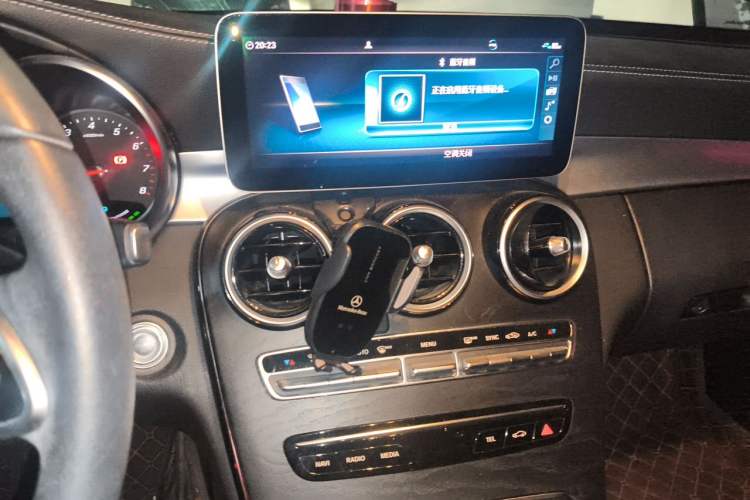 Used Mercedes-Benz C-Class 2019 C 260 L Sport Edition Audio And AC Panel