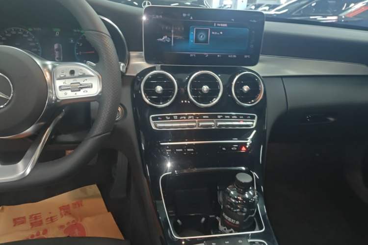Used Mercedes-Benz C-Class 2019 C 260 Sport Edition Audio And AC Panel