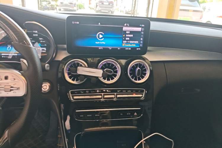 Used Mercedes-Benz C-Class 2019 C 180 L Fashion Edition Sport Version Audio And AC Panel