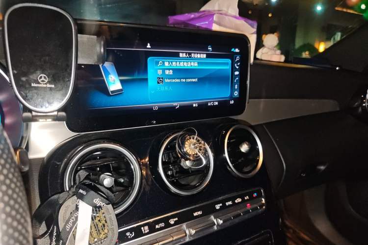 Used Mercedes-Benz C-Class 2019 C 260 Sport Edition Audio And AC Panel