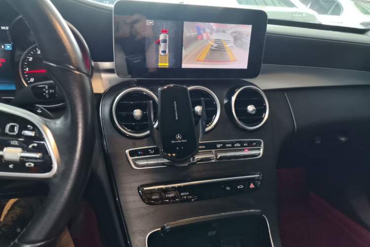 Used Mercedes-Benz C-Class 2019 C 260 L Sport Edition Audio And AC Panel