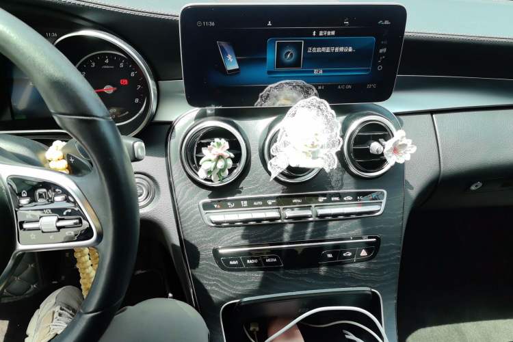 Used Mercedes-Benz C-Class 2019 C 260 L Sport Edition Audio And AC Panel