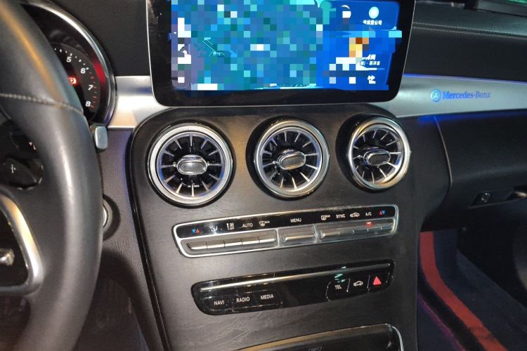 Used Mercedes-Benz C-Class 2019 C 260 L Sport Edition Audio And AC Panel