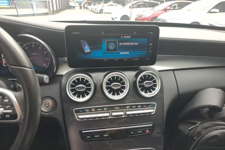 Used Mercedes-Benz C-Class 2019 Restyled C 260 L Sport Edition Audio And AC Panel