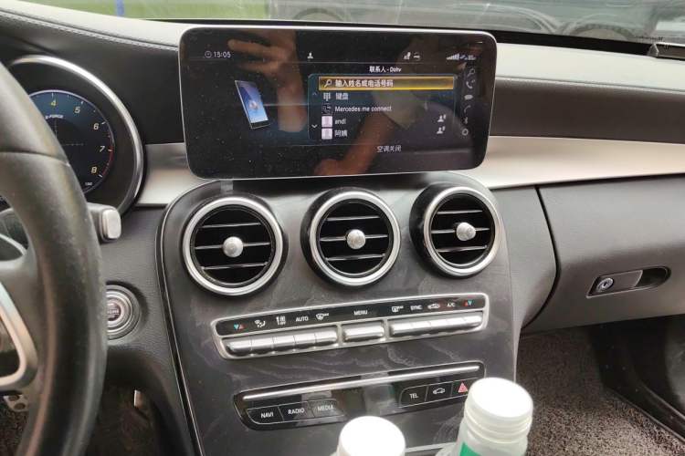 Used Mercedes-Benz C-Class 2019 Restyled C 260 L Sport Edition Audio And AC Panel