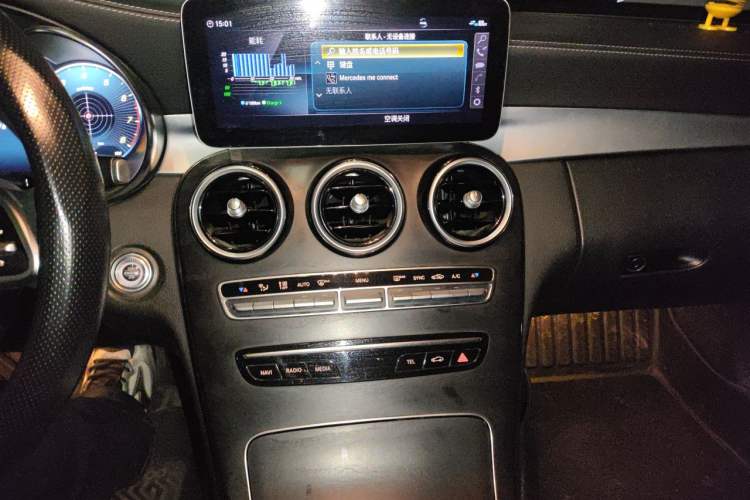 Used Mercedes-Benz C-Class 2019 C 260 L Sport Edition Audio And AC Panel