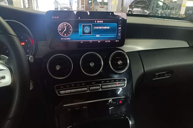 Used Mercedes-Benz C-Class 2019 C 260 Sport Edition Audio And AC Panel