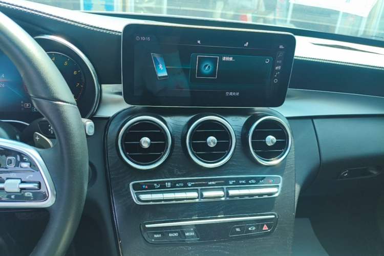 Used Mercedes-Benz C-Class 2019 C 180 L Fashion Edition Sport Version Audio And AC Panel