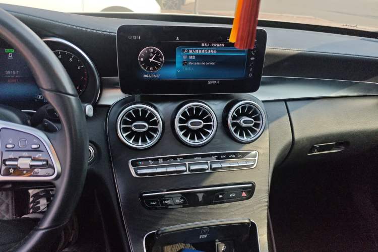 Used Mercedes-Benz C-Class 2019 C 260 L Sport Edition Audio And AC Panel