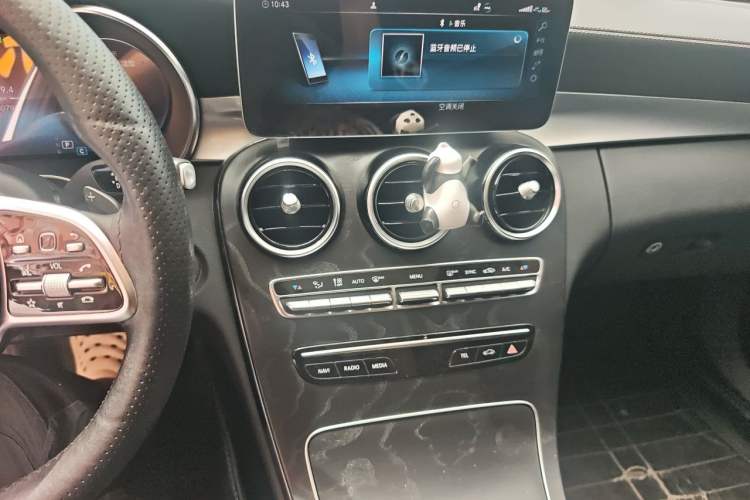 Used Mercedes-Benz C-Class 2019 Restyled C 260 L Sport Edition Audio And AC Panel