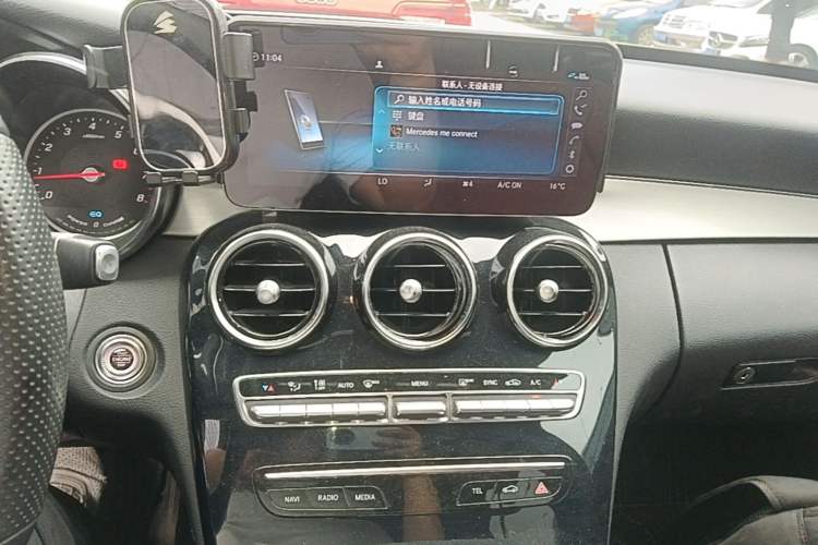 Used Mercedes-Benz C-Class 2019 C 260 Sport Edition Audio And AC Panel