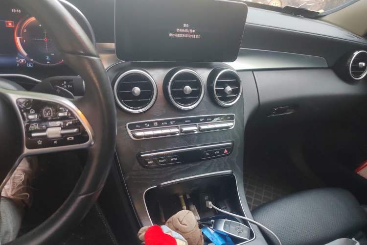 Used Mercedes-Benz C-Class 2019 Restyled C 260 L Sport Edition Audio And AC Panel