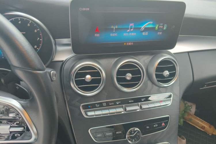 Used Mercedes-Benz C-Class 2019 C 260 Estate Audio And AC Panel