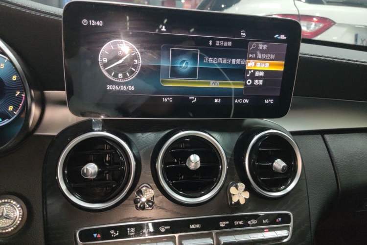 Used Mercedes-Benz C-Class 2019 Restyled C 260 L Sport Edition Audio And AC Panel