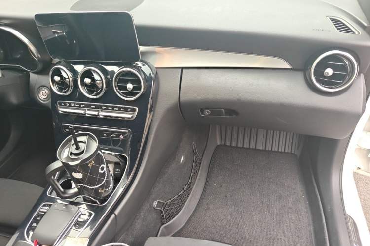 Used Mercedes-Benz C-Class 2019 C 260 Sport Edition Audio And AC Panel
