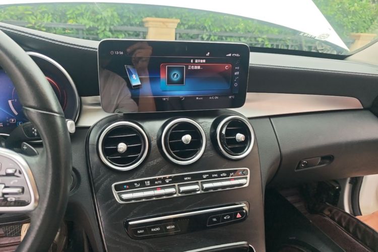 Used Mercedes-Benz C-Class 2019 Restyled C 260 L Sport Edition Audio And AC Panel