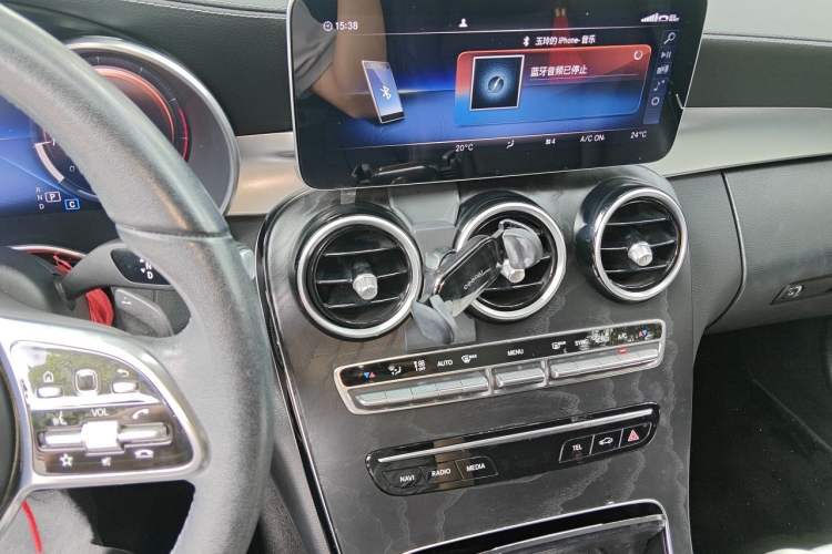 Used Mercedes-Benz C-Class 2019 Restyled C 260 L Sport Edition Audio And AC Panel