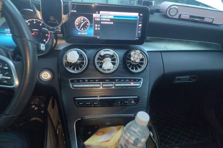 Used Mercedes-Benz C-Class 2019 C 260 L Sport Edition Audio And AC Panel