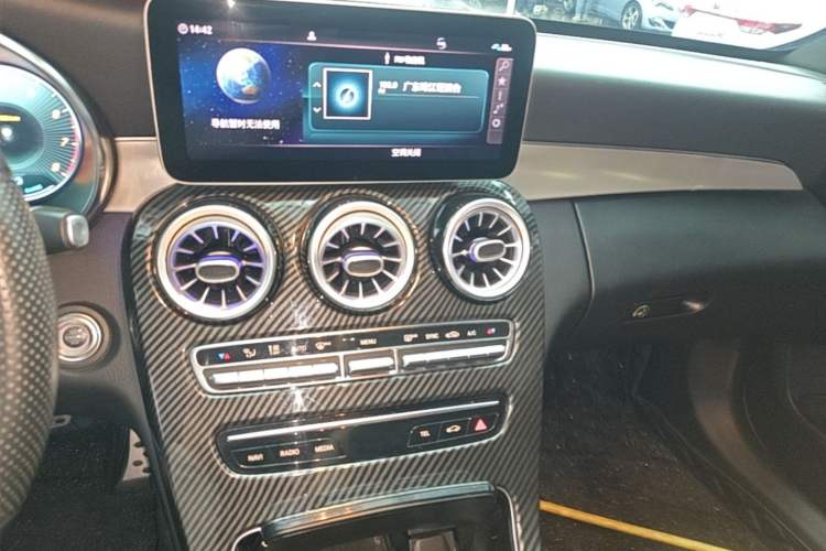 Used Mercedes-Benz C-Class 2019 C 260 Sport Edition Audio And AC Panel