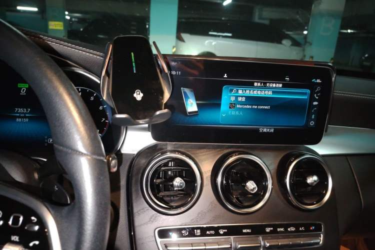Used Mercedes-Benz C-Class 2019 Restyled C 260 L Sport Edition Audio And AC Panel