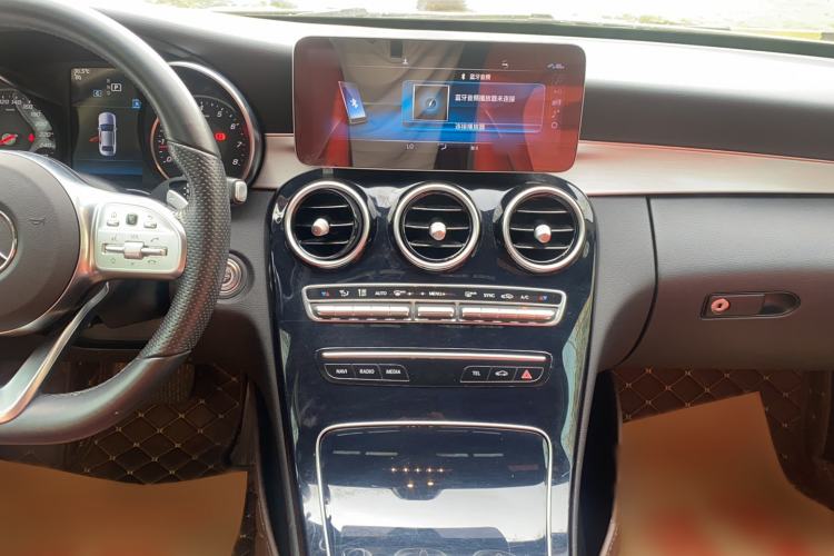 Used Mercedes-Benz C-Class 2019 C 260 Sport Edition Audio And AC Panel