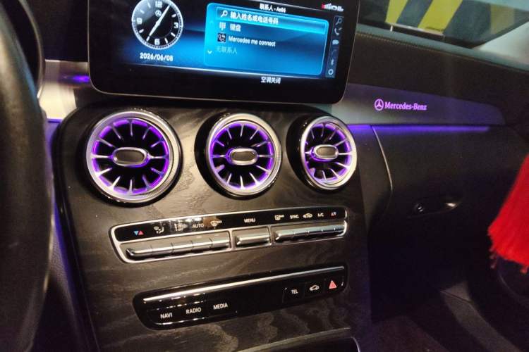 Used Mercedes-Benz C-Class 2019 Restyled C 260 L Sport Edition Audio And AC Panel