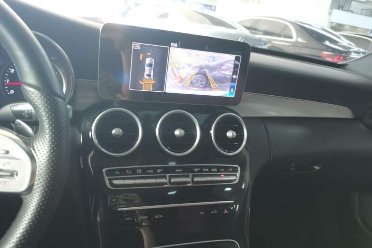 Used Mercedes-Benz C-Class 2019 C 260 Sport Edition Audio And AC Panel