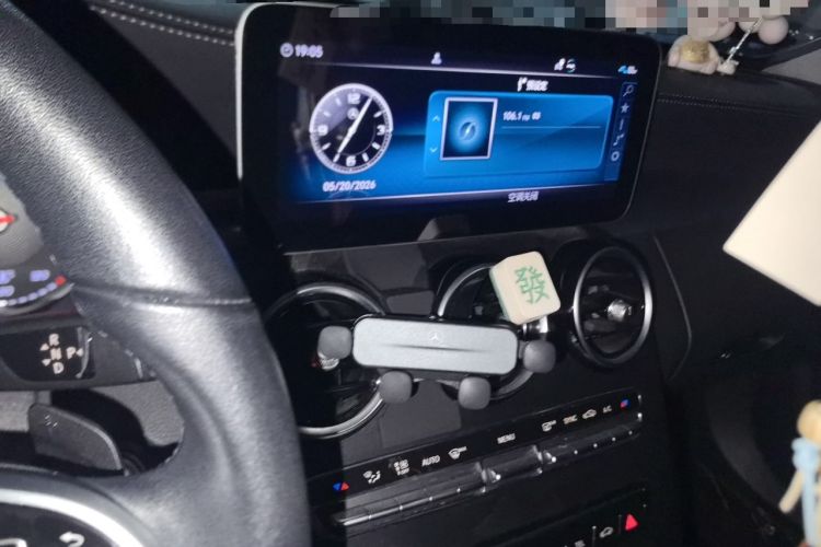 Used Mercedes-Benz C-Class 2019 C 180 L Fashion Edition Sport Version Audio And AC Panel