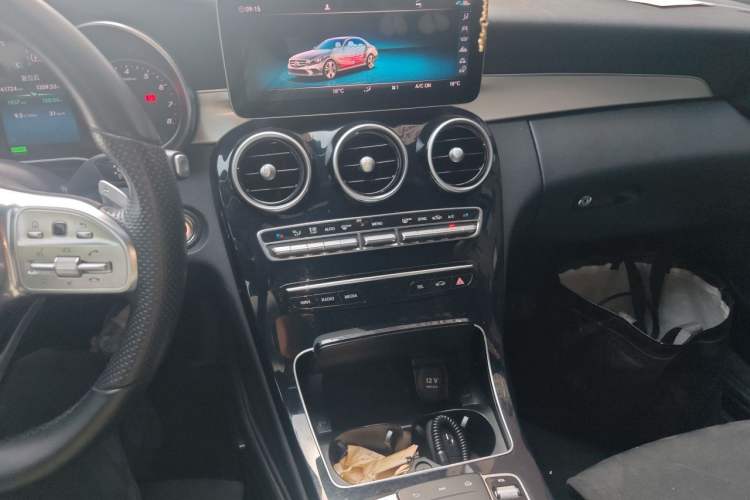 Used Mercedes-Benz C-Class 2019 C 260 Sport Edition Audio And AC Panel