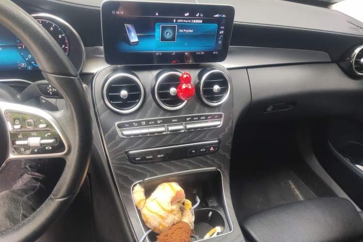Used Mercedes-Benz C-Class 2019 Restyled C 260 L Sport Edition Audio And AC Panel