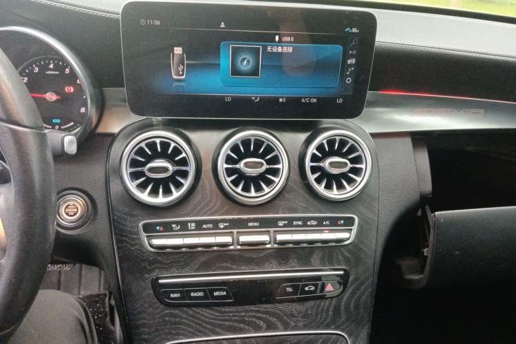 Used Mercedes-Benz C-Class 2019 C 260 L Sport Edition Audio And AC Panel