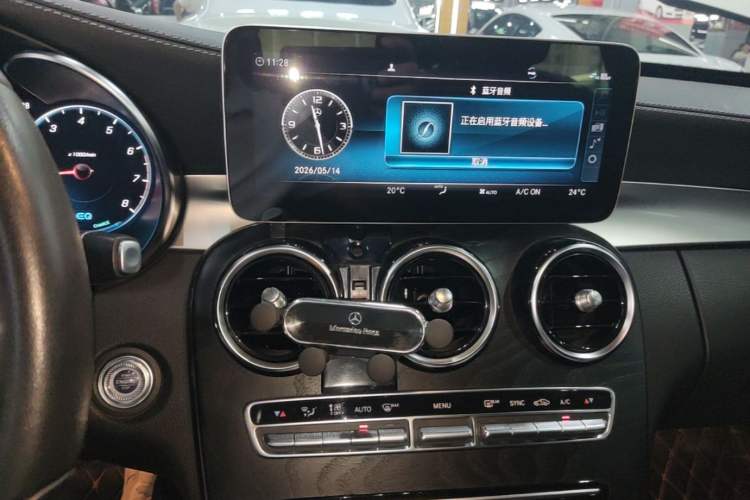Used Mercedes-Benz C-Class 2019 Restyled C 260 L Sport Edition Audio And AC Panel