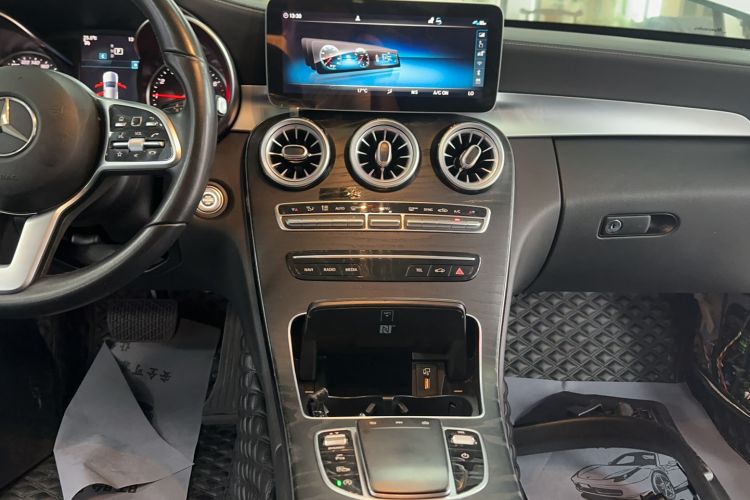 Used Mercedes-Benz C-Class 2019 C 260 L Sport Edition Audio And AC Panel