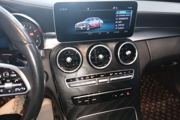 Used Mercedes-Benz C-Class 2019 C 260 L Sport Edition Audio And AC Panel