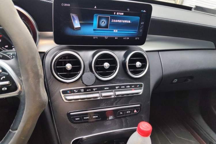 Used Mercedes-Benz C-Class 2019 C 180 L Fashion Edition Sport Version Audio And AC Panel