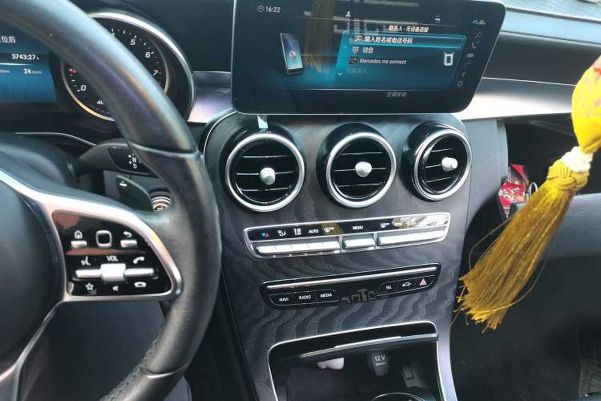 Used Mercedes-Benz C-Class 2019 C 180 L Fashion Edition Sport Version Audio And AC Panel