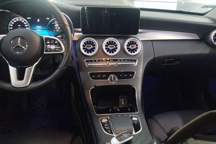 Used Mercedes-Benz C-Class 2019 C 260 Estate Audio And AC Panel