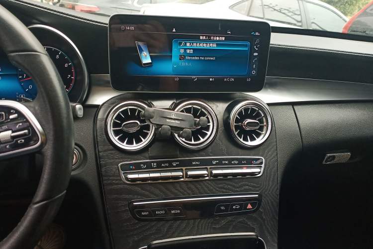 Used Mercedes-Benz C-Class 2019 Restyled C 260 L Sport Edition Audio And AC Panel