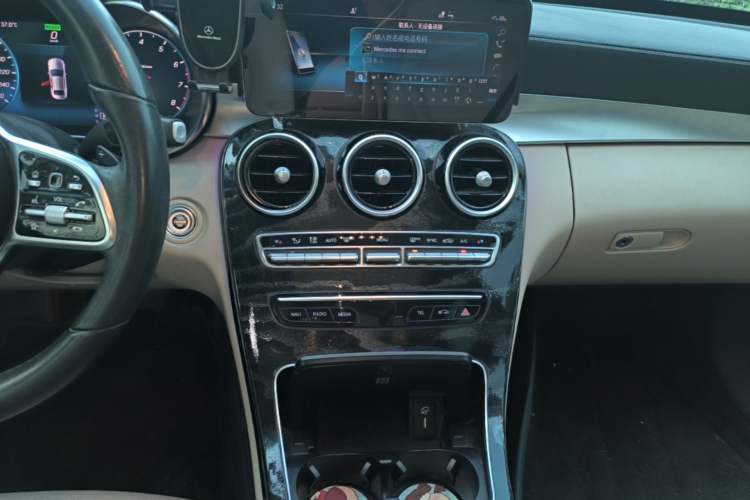 Used Mercedes-Benz C-Class 2019 C 260 L Sport Edition Audio And AC Panel